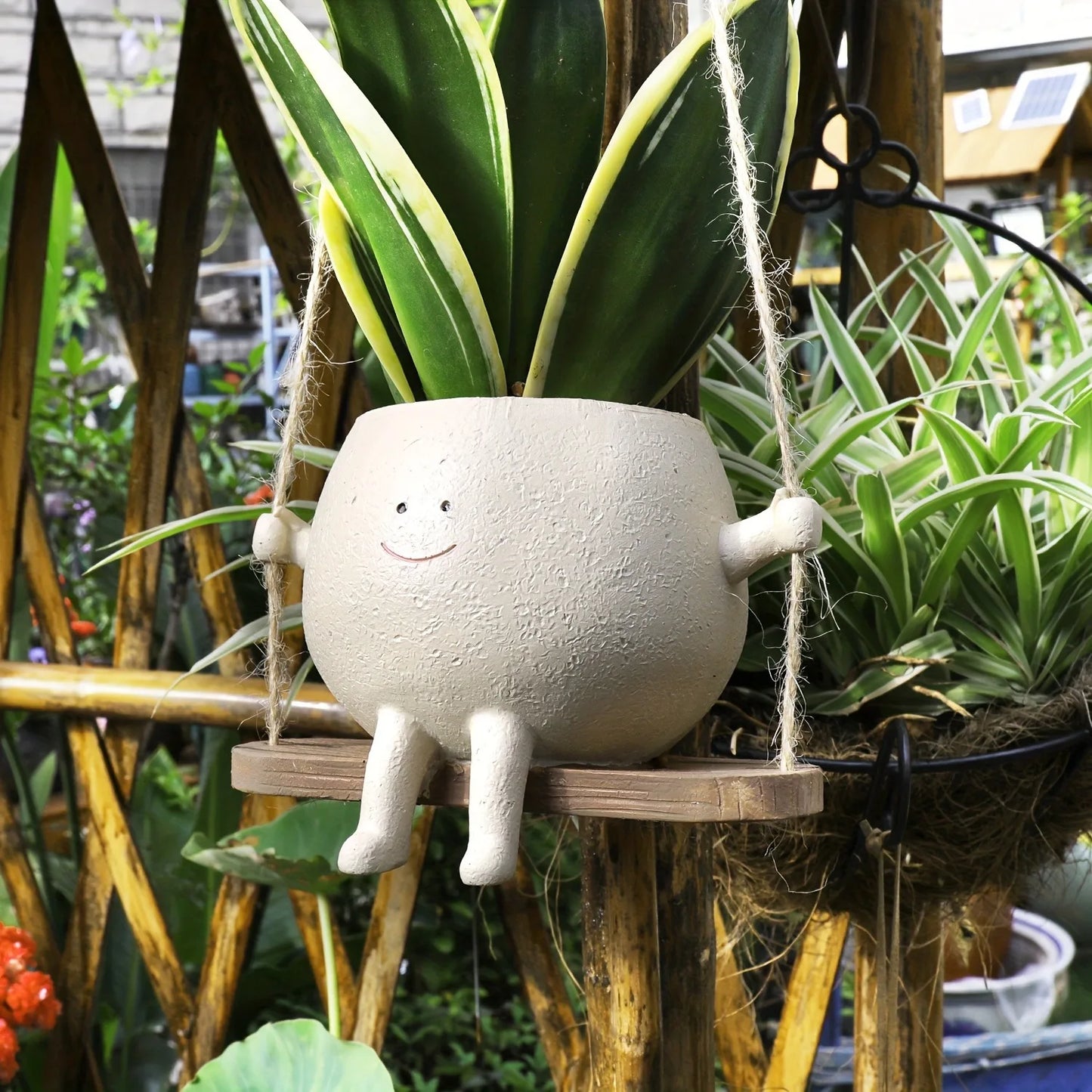Rocking Smiling Pot