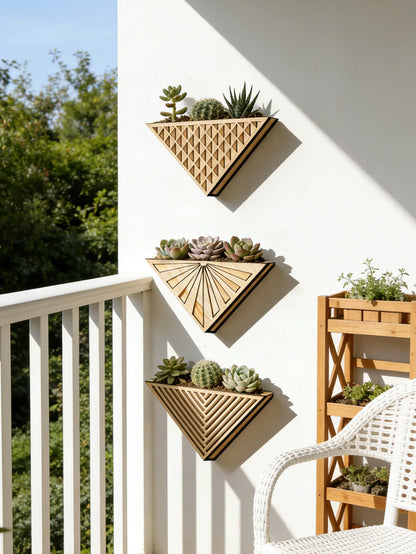 BurlyWood Wall Planter