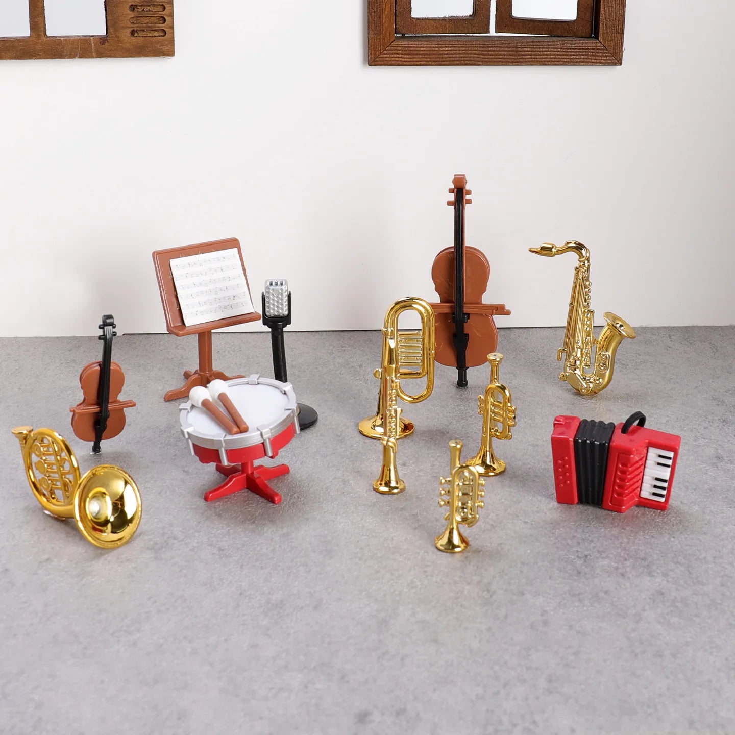 1set Dollhouse Musical Instrument Model Accordion Saxophone Classical Instruments Miniature Scene Props Decoration Figurines